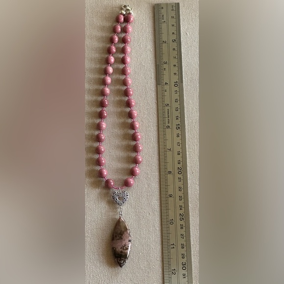 24 inch Rhodonite Gemstone bead necklace NWOT - Picture 12 of 13